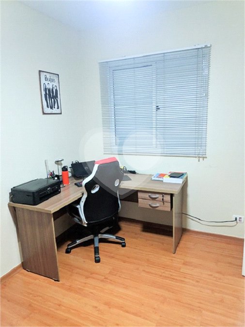 Casa à venda com 3 quartos, sendo 1 suíte, no condomínio Mariana, São Paulo - SP