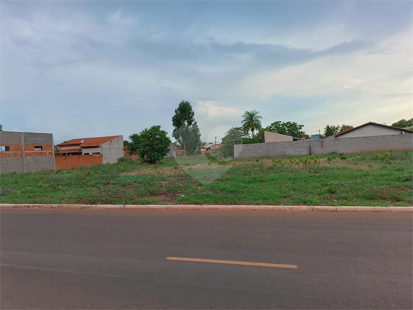 Terreno à venda em Jardim Alvorada, Três Lagoas, MS