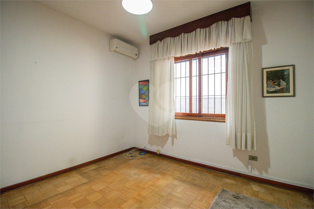 Sobrado à venda com 3 quartos, sendo 1 suíte,  em Brooklin Velho, São Paulo, SP