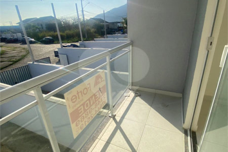 Casa à venda com 2 quartos em Campo Grande, Rio de Janeiro, RJ