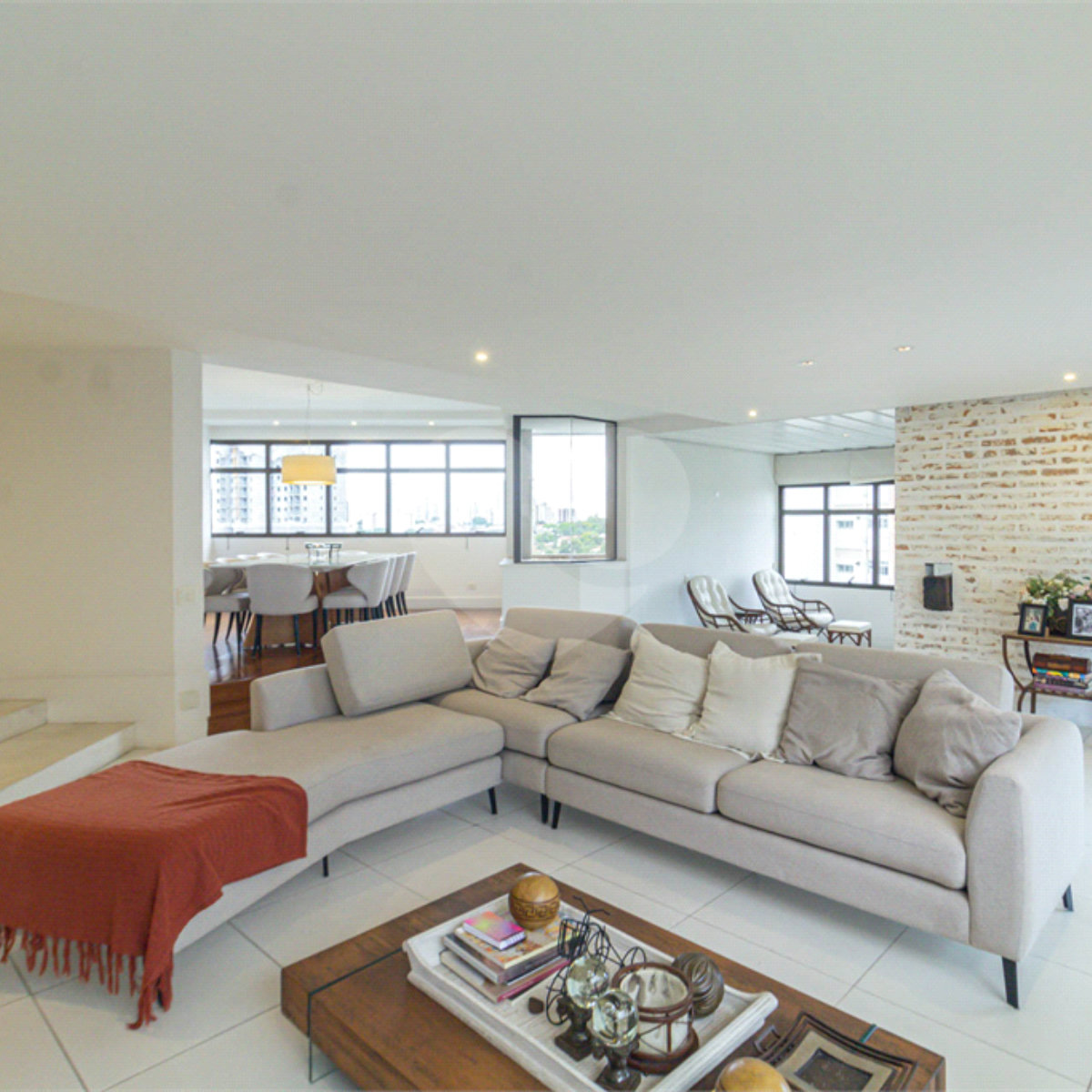 Apartamento à venda com 4 quartos, sendo 3 suítes, em Campo Belo, São Paulo, SP