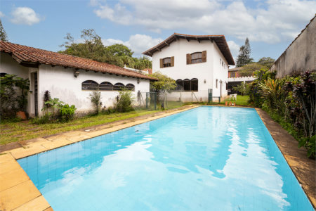Sobrado à venda com 4 quartos, sendo 3 suítes, em Alto da Boa Vista, São Paulo, SP
