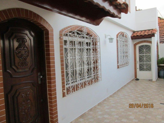 Sobrado à venda com 4 quartos, sendo 1 suíte,  em Vila Nova Cachoeirinha, São Paulo, SP