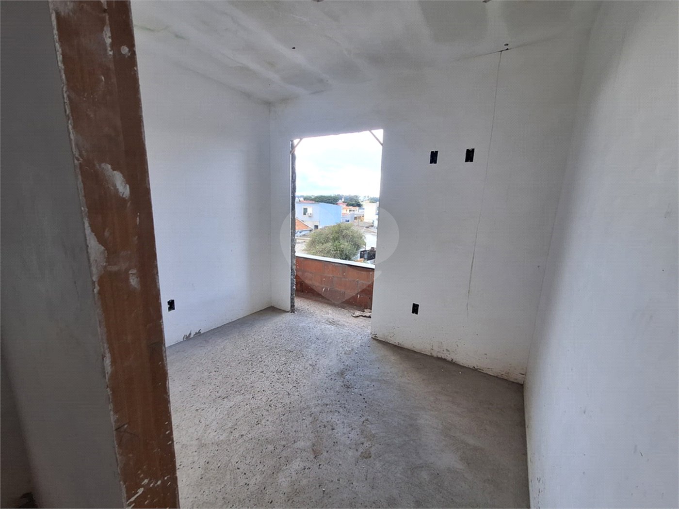 Casa à venda com 2 quartos no condomínio Ângelo Calandrino, São Paulo - SP