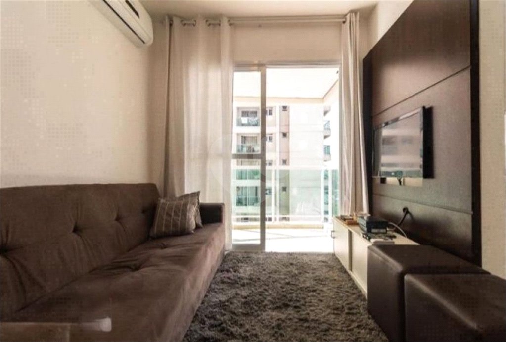 Apartamento à venda com 1 suíte em Chácara Santo Antônio, São Paulo, SP