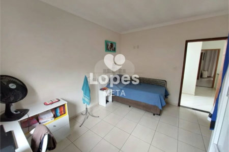 Casa à venda com 3 quartos, sendo 1 suíte,  no condomínio Loteamento Vila Branca, Jacareí - SP