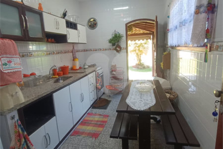 Casa à venda com 3 quartos, sendo 1 suíte, em Rasa, Armação dos Búzios, RJ