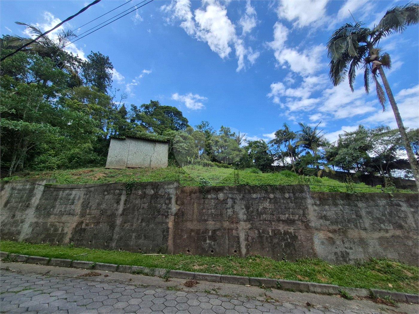 Casa à venda no condomínio Jardim da Montanha I, Mairiporã - SP