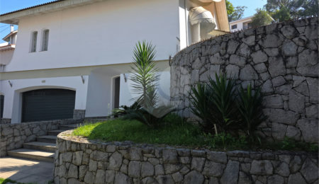 Sobrado à venda com 3 suítes em Jardim França, São Paulo, SP