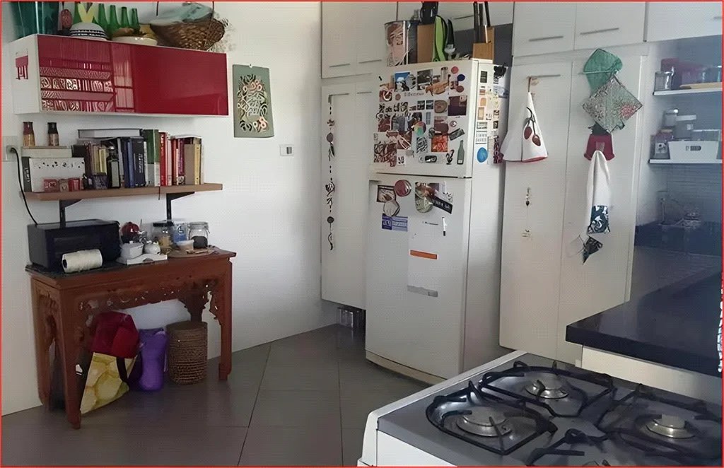 Casa à venda com 4 quartos, sendo 1 suíte, em Jardim Monte Kemel, São Paulo, SP