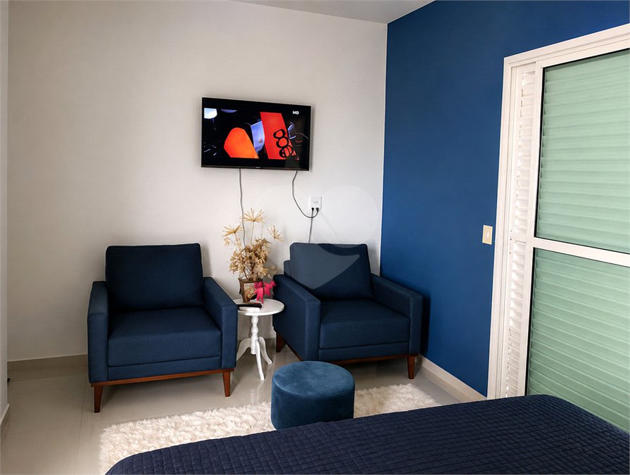 Sobrado à venda com 4 quartos, sendo 2 suítes, em Jardim Regina, Indaiatuba, SP