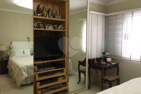 Apartamento à venda com 4 suítes em Vila Suzana, São Paulo, SP
