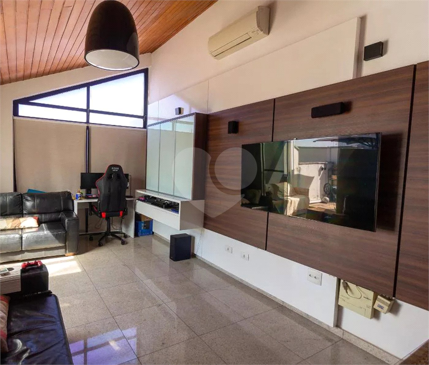 Apartamento à venda com 4 quartos, sendo 2 suítes, em Cidade São Francisco, São Paulo, SP