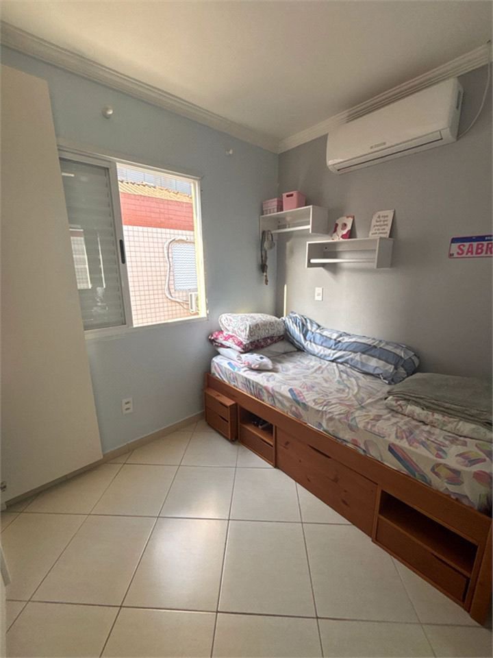 Casa Residencial à venda, Parque Bitaru, São Vicente - CA0356.