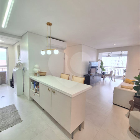 Apartamento à venda com 3 quartos, sendo 1 suíte,  em Vila Andrade, São Paulo, SP