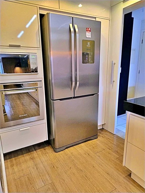 Apartamento à venda com 3 quartos, sendo 2 suítes, em Vila Andrade, São Paulo, SP