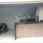Casa à venda com 3 quartos, sendo 1 suíte, no condomínio Village Jardim Versailles, Jundiaí - SP