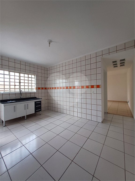 Sobrado à venda com 2 quartos em Jardim Ana Maria, Sorocaba, SP
