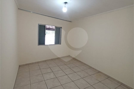 Casa à venda com 3 quartos, sendo 1 suíte, em Jardim Santo Elias, São Paulo, SP