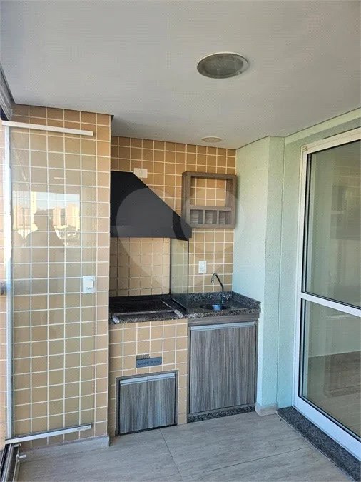 Apartamento de 82,6 m² no Baeta Neves, com 3 dormitórios, 1 suíte, 2 vagas, varanda gourmet com churrasqueira, planejados, ar-condicionado e lazer completo.