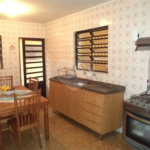 4 dormitórios, suíte no térreo e 2 vagas no Jardim Peri, próximo ao Horto Florestal!