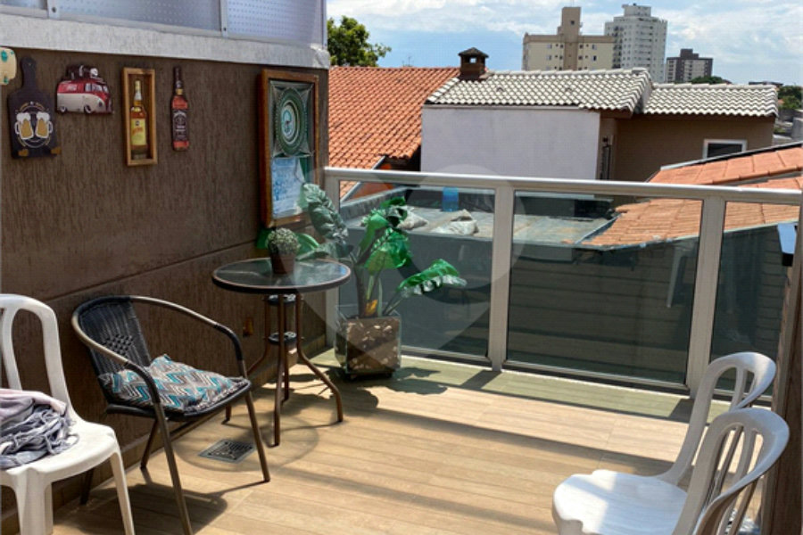 Casa à venda com 2 suítes no condomínio Real Iraci, São Paulo - SP