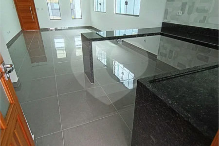 Casa à venda com 3 quartos, sendo 1 suíte, em Loteamento Parque Serras de Atibaia I, Atibaia, SP