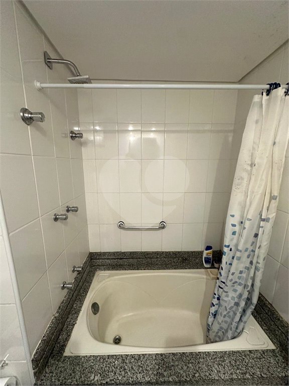 Casa à venda com 3 quartos, sendo 2 suítes, no condomínio Townhouse Village Morumbi, São Paulo - SP