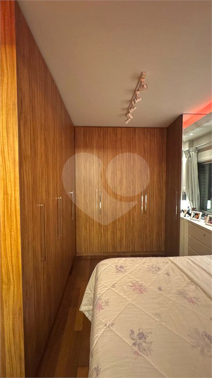 Apartamento à venda com 2 quartos, sendo 1 suíte, em Vila Olímpia, São Paulo, SP