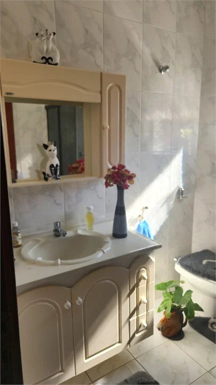 Casa à venda com 3 quartos, sendo 2 suítes, em Siciliano, São Paulo, SP