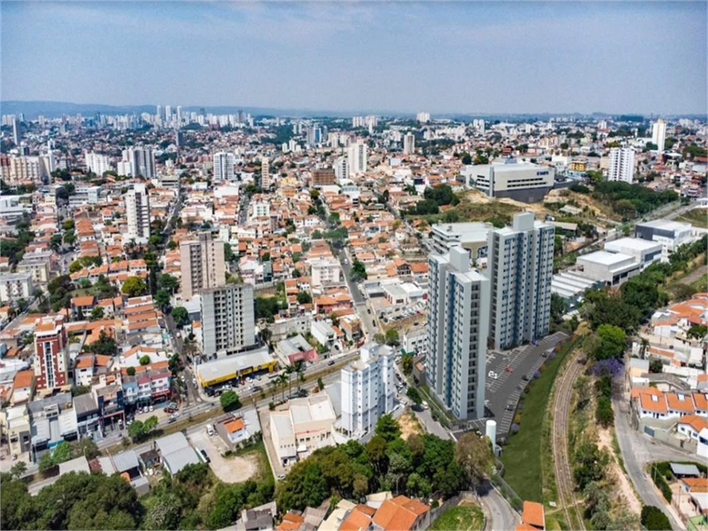 Apartamento à venda com 2 quartos, sendo 1 suíte, em Vila Lucy, Sorocaba, SP