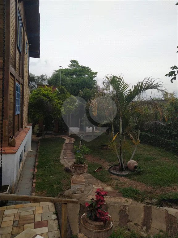 Casa à venda com 7 quartos, sendo 3 suítes, em Fazenda Marajoara, Campo Limpo Paulista, SP
