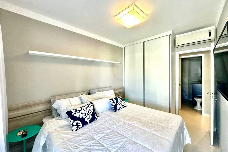 Apartamento à venda com 3 quartos, sendo 1 suíte, em Riviera de São Lourenço, Bertioga, SP