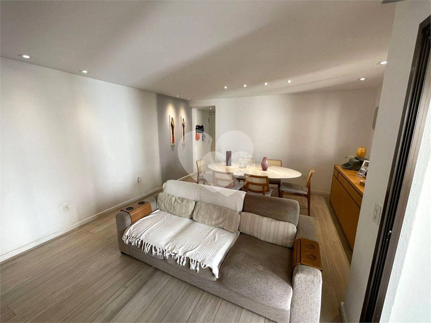 Apartamento à venda com 3 quartos, sendo 1 suíte,  em Tijuca, Rio de Janeiro, RJ