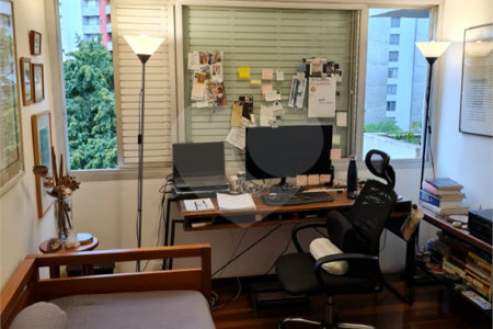 Apartamento à venda com 3 quartos, sendo 1 suíte,  em Jardim Ampliação, São Paulo, SP