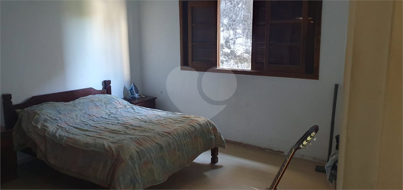 Casa Térrea à venda com 4 quartos, sendo 1 suíte, em Vila Albertina, São Paulo, SP