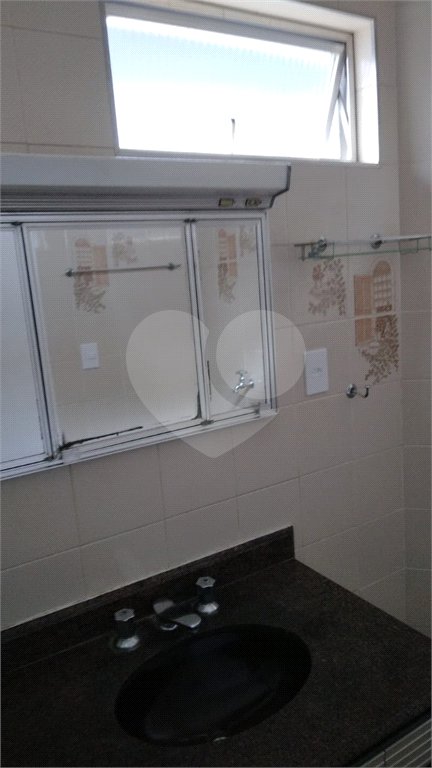 Sobrado à venda com 4 quartos em Santa Terezinha, São Paulo, SP