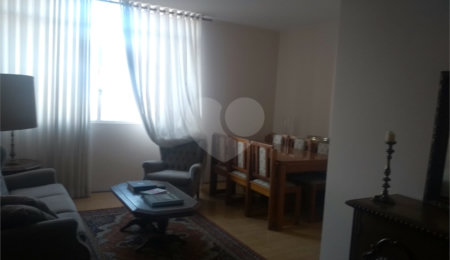 Apartamento à venda com 3 quartos, sendo 1 suíte,  no Centro, Mogi das Cruzes, SP