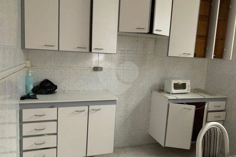 Sobrado à venda com 6 quartos, sendo 1 suíte,  em Vila Aurora (zona Norte), São Paulo, SP