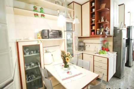 Apartamento à venda com 3 suítes em Vila Regente Feijó, São Paulo, SP