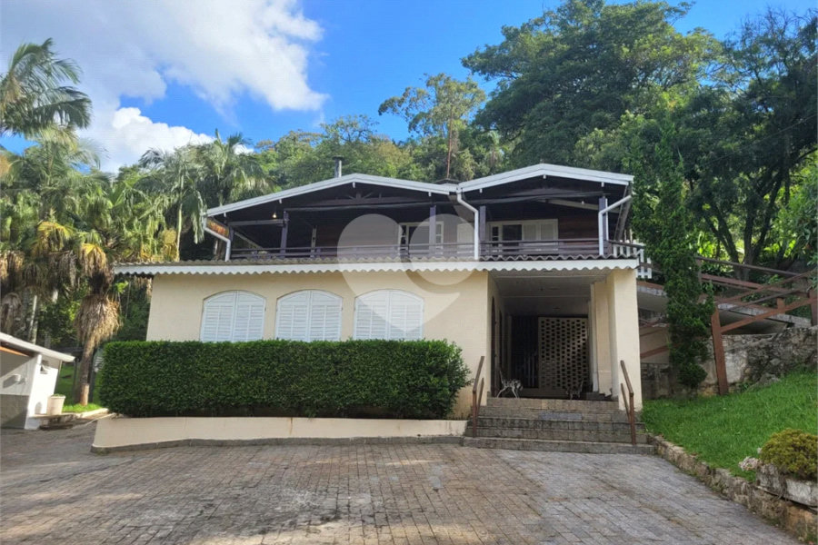 Sítio à venda com 6 quartos, sendo 3 suítes, em Serra da Cantareira, Mairiporã, SP