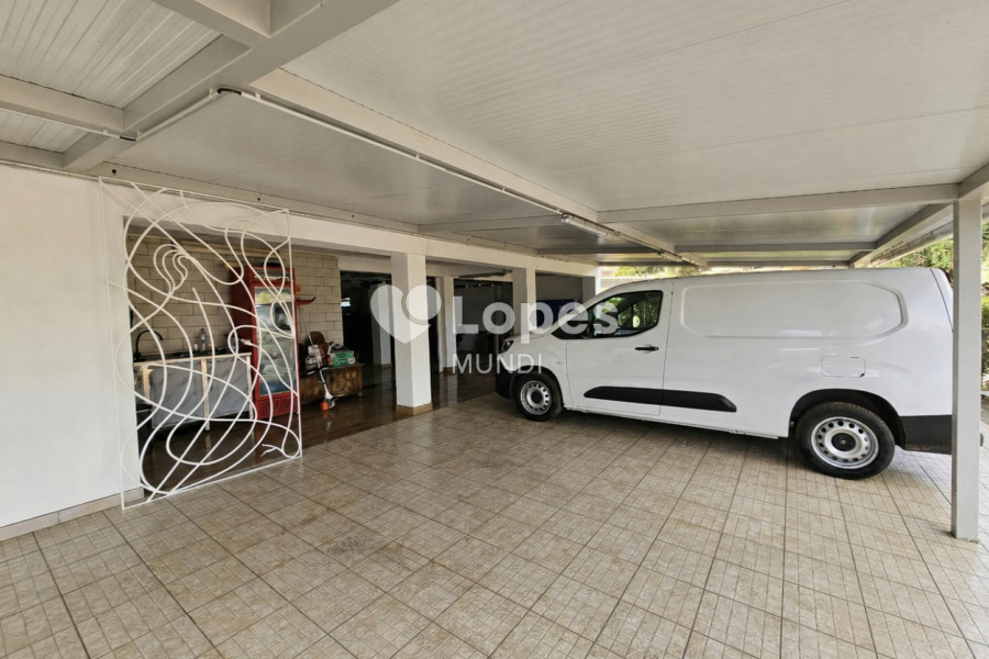 Casa com 3 quartos à venda no Algarve, Portugal – Piscina e terreno de 12.000 m²