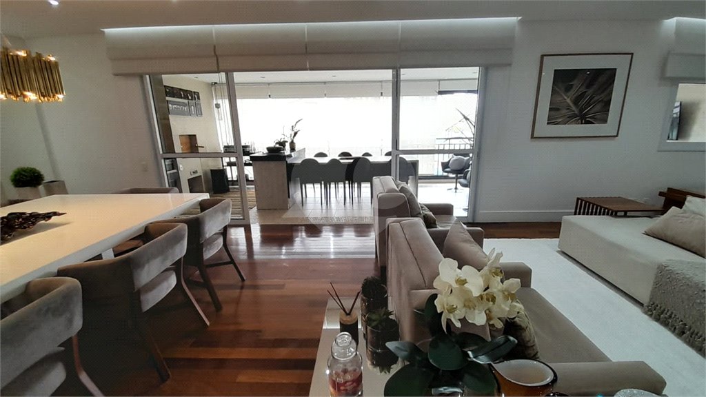 Apartamento à venda com 3 suítes em Nova Petrópolis, São Bernardo do Campo, SP