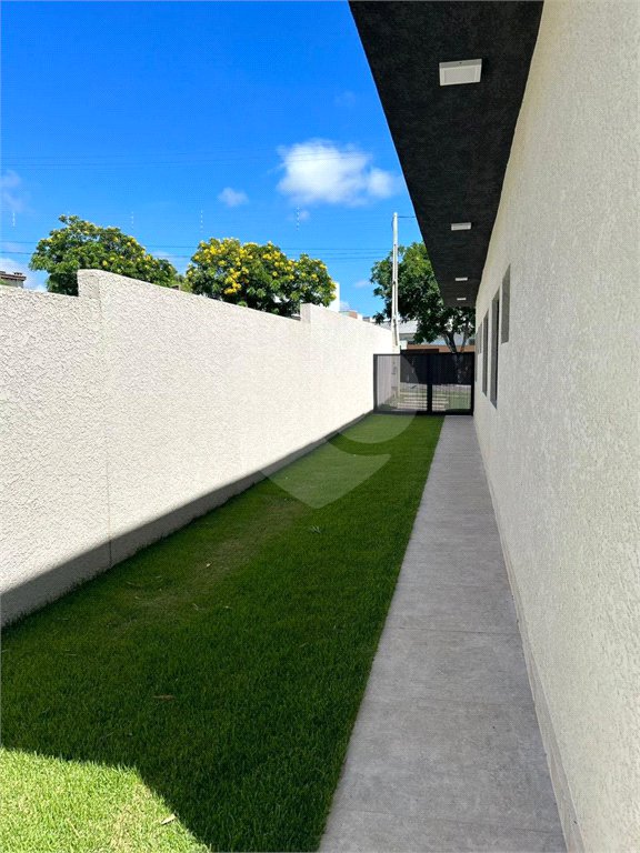Casa à venda com 3 suítes no condomínio Shamballa 1, Atibaia - SP