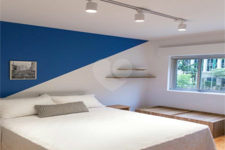 Excelente oportunidade para reformar e ficar com o apartamento dos seus sonhos!