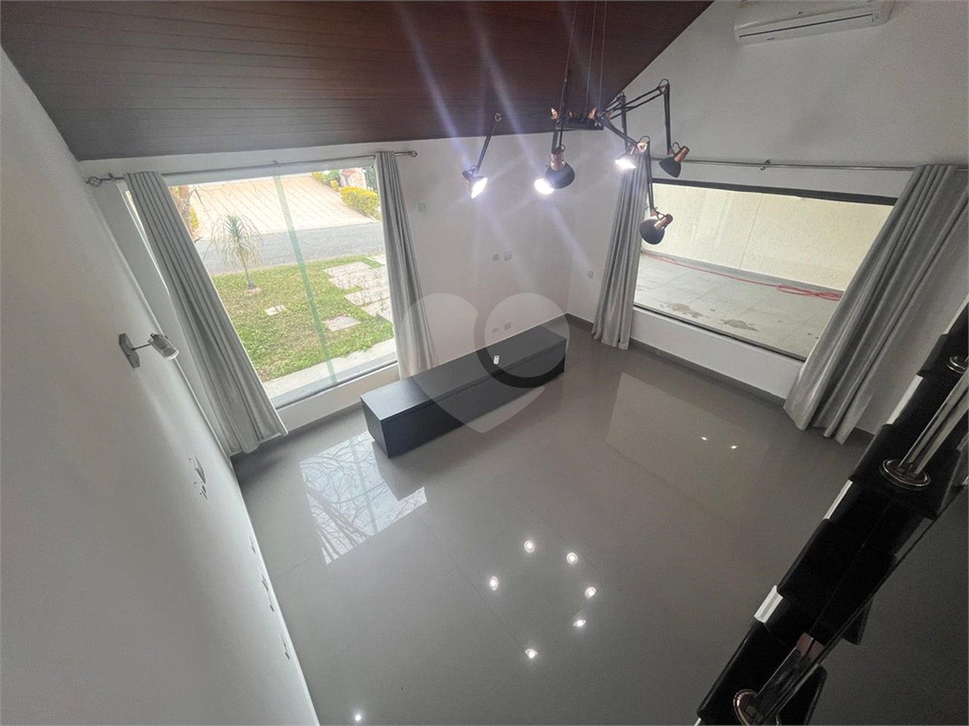 Sobrado à venda com 3 quartos, sendo 1 suíte, em Cidade Parquelandia, Mogi das Cruzes, SP