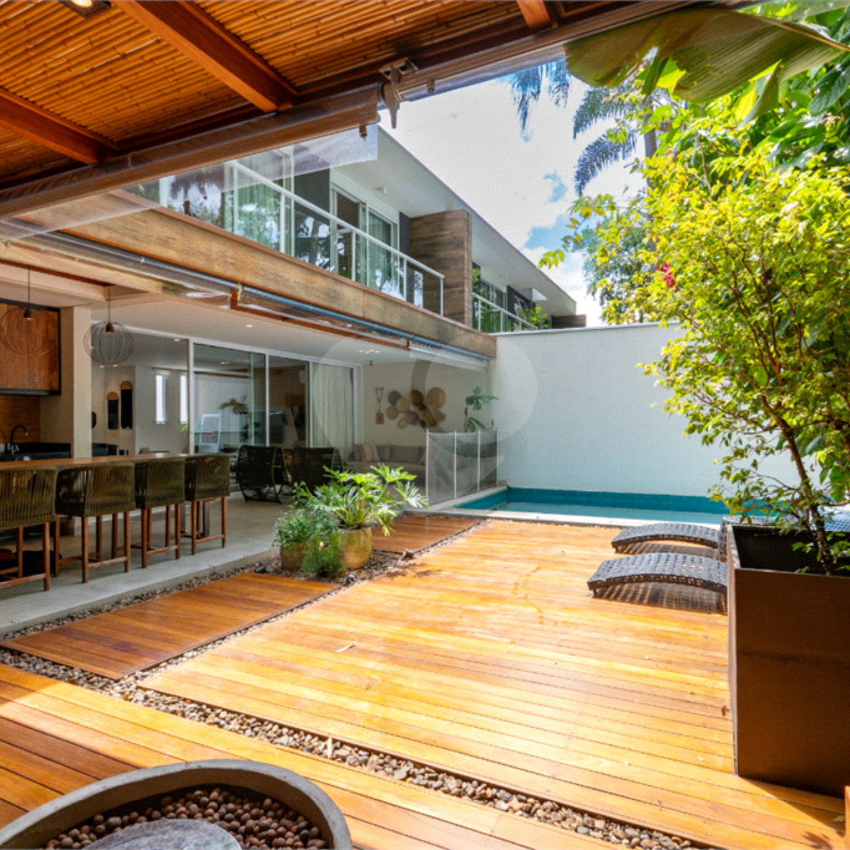 Casa à venda com 3 suítes no condomínio Modernne, São Paulo - SP