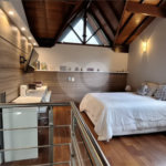 Casa à venda com 5 quartos, sendo 2 suítes,  no condomínio Floradas da Serra, São Paulo - SP