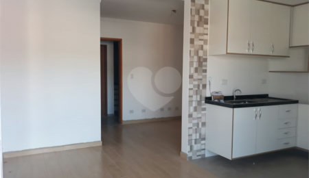 Apartamento à venda ou para alugar com 2 quartos, sendo 1 suíte,  em Jardim Flórida, São Roque, SP