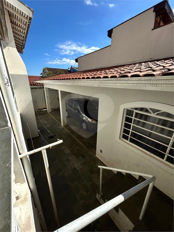 Sobrado à venda com 4 quartos, sendo 2 suítes,  em Parque Nova Suíça, Valinhos, SP